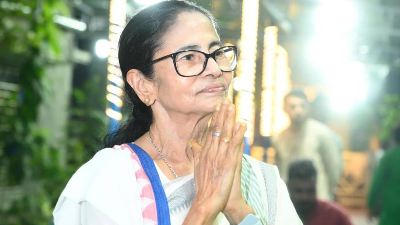 West Bengal News Today Live: দলের প্রতিষ্ঠা দিবসে কী বার্তা দিলেন মমতা-অভিষেক?