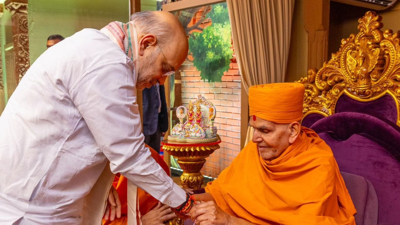 Amit Shah: সবরমতীর ধারে স্বর্গীয় পরিবেশ, 'প্রমুখ বার্নি অম্রুত মহোৎসব'-এ হাজির হলেন অমিত শাহ