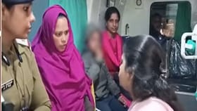 চোখ বেঁধে নিয়ে যাওয়া হয়েছিল সোনালিকে...