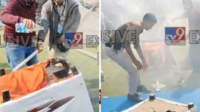 মেসিকে দেখতে না পেয়ে বিশৃঙ্খলা, যুবভারতীর ভিতরে আগুন লাগাল দর্শকরা!