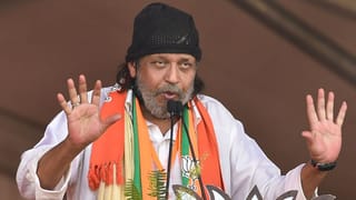 Mithun Chakraborty: ‘এরা বাংলাকে বাংলাদেশ তৈরি করতে চাইছে…’, তৃণমূলকে তোপ মিঠুনের