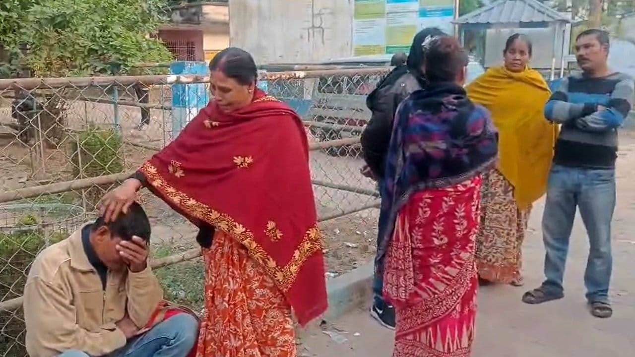 Nadia Case: সামান্য কথা কাটাকাটি থেকে প্রাণটাই চলে গেল বউমার, আর খোঁজ পাওয়া যাচ্ছে না শ্বশুরের