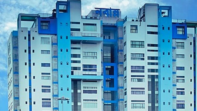 SIR: ৪ আধিকারিকের বিরুদ্ধে FIR করার নির্দেশ প্রত্যাহারের দাবি নবান্নের