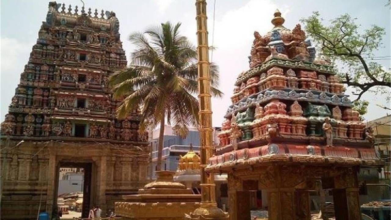 Marriage Ban: বেড়েছে ডিভোর্সের হার, তাই বিয়ের দরজাই বন্ধ করল সোমেশ্বরস্বামী মন্দির Marriage Ban: বেড়েছে ডিভোর্সের হার, তাই বিয়ের দরজাই বন্ধ করল সোমেশ্বরস্বামী মন্দির