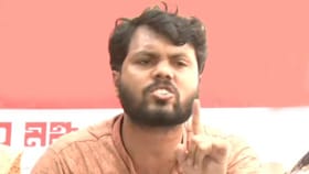 'পাকিস্তানপন্থী সেনাবাহিনী হওয়ার চেষ্টা করবেন না', বার্তা দেন হাদি