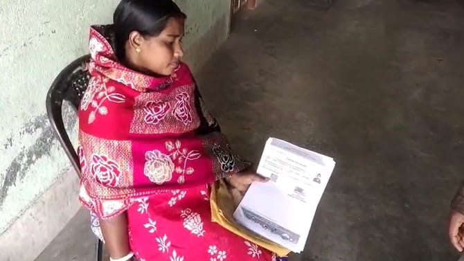 ডেলিভারির ডেটের দিনই শুনানি কেন্দ্রে গর্ভবতী তরুণী! দেখা মাত্রই…