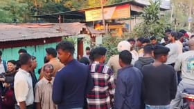 ফাঁকা বাড়ি দেখে চুরি করতে এসে কেস খেয়ে গেল চোরের দল!