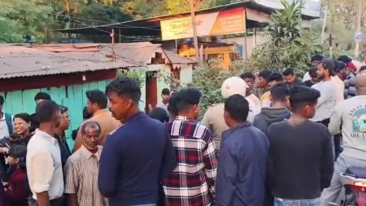 Malbazar: ফাঁকা বাড়ি দেখে চুরি করতে এসে কেস খেয়ে গেল চোরের দল! কী পরিণতি হল দেখুন