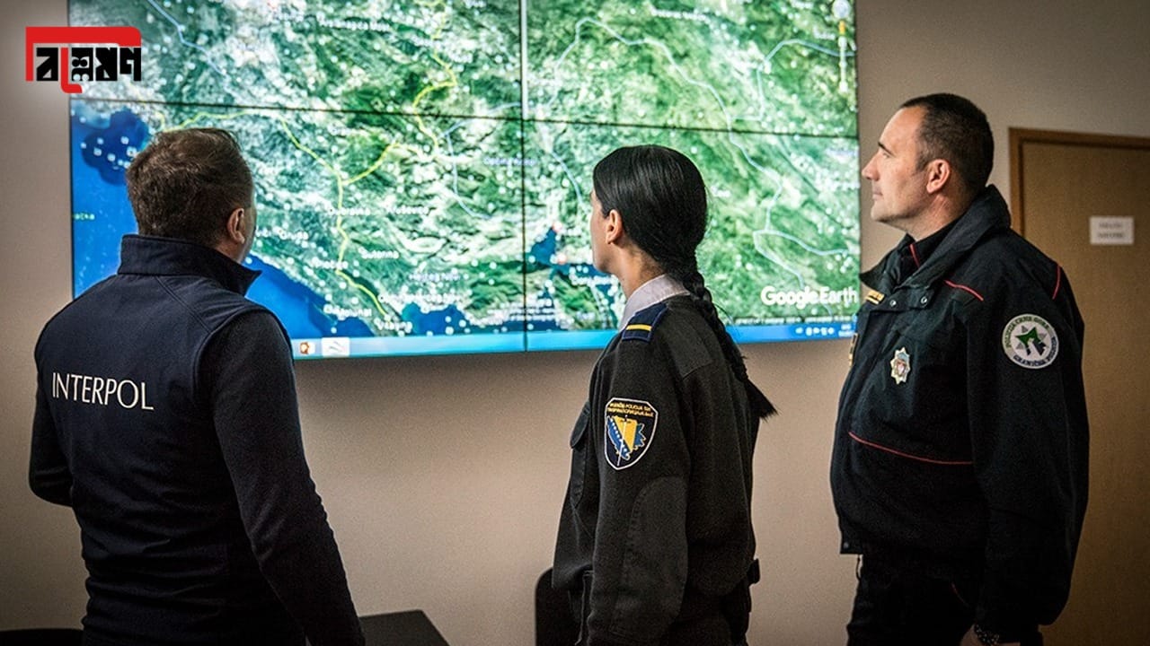 Explained: ইন্টারপোল কী? ইন্টারপোলের রেড-ব্লু নোটিসের তাৎপৰ্যই বা কী? Explained: ইন্টারপোল কী? ইন্টারপোলের রেড-ব্লু নোটিসের তাৎপৰ্যই বা কী?