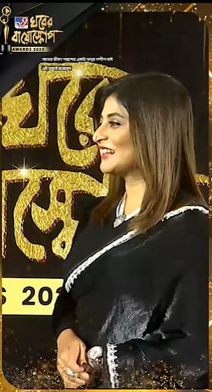 রেড কার্পেটে কী বললেন সন্দীপ্তা?