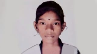 Suicide: মা বকেছিল পড়াশোনা নিয়ে, অভিমানে আত্মহত্যা ছাত্রীর