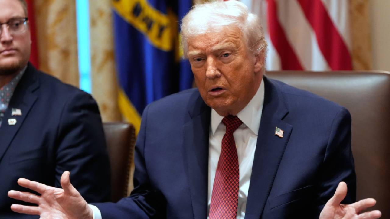 Donald Trump Tariffs: ভারতের চালের জন্য 'ভাত ফুটছে না' মার্কিন কৃষকদের ঘরে! দ্বারস্থ ট্রাম্পের কাছে Donald Trump Tariffs: ভারতের চালের জন্য 'ভাত ফুটছে না' মার্কিন কৃষকদের ঘরে! দ্বারস্থ ট্রাম্পের কাছে