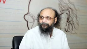 এবার কাগজ দেখাতে হবে জয় গোস্বামীকেও, ২ তারিখ ডাক পড়ল শুনানির