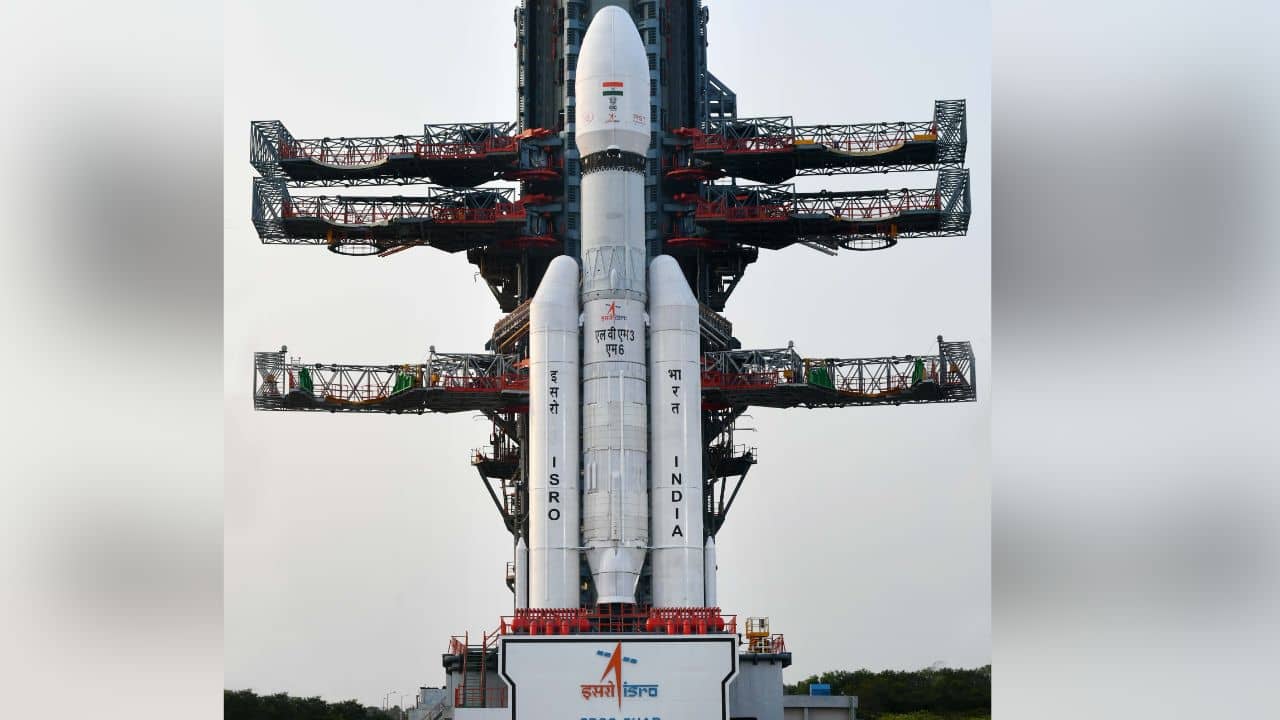 বড়দিনের আগে ISRO-র বিরাট উপহার, উৎক্ষেপণ করা হল সবথেকে ভারী স্যাটেলাইট