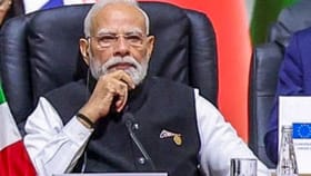 পড়ে জনগণের দাবিদারহীন ৭৮ হাজার কোটি টাকা! তুলে নেওয়ার আর্জি মোদীর