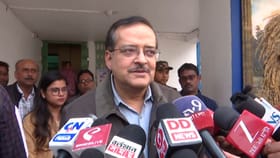 'কেন ফর্ম আনকালেক্টেড?', বৈঠকের পর জানালেন বিশেষ পর্যবেক্ষক