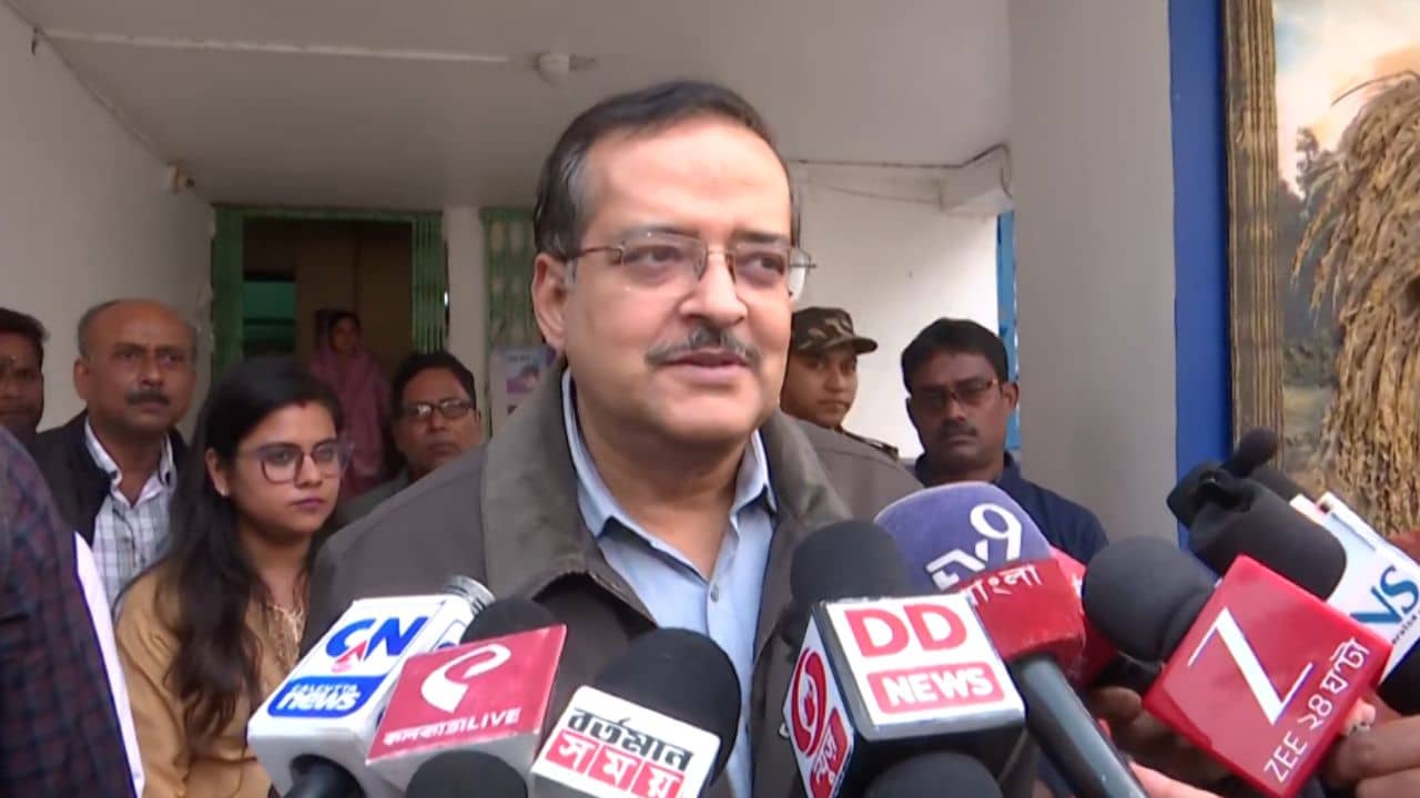 SIR: কেন ফর্ম আনকালেক্টেড?, বৈঠকের পর জানালেন বিশেষ পর্যবেক্ষক