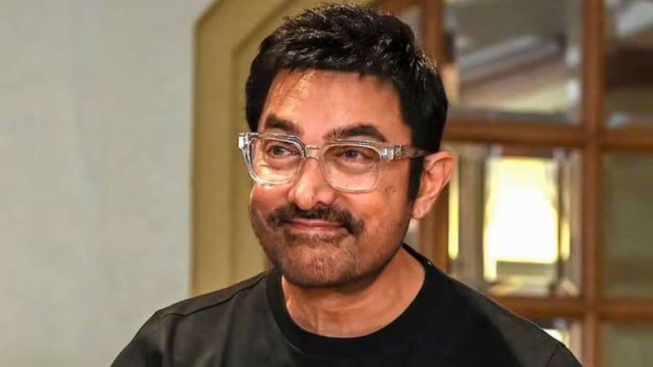 মমতার বেডরুমে আমির খান! বলিউডের কোন গোপন কথা ফাঁস হল