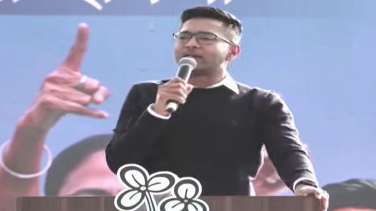 কোথায়, কাকে ঘুষ দিতে হয়? সব বলে দিলেন অভিষেক কোথায়, কাকে ঘুষ দিতে হয়? সব বলে দিলেন অভিষেক