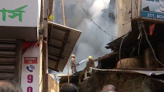 Kolkata Fire: ফের শহরে অগ্নিকাণ্ড, ভস্মীভূত বি বি গাঙ্গুলি স্ট্রিটে ফার্নিচারের দোকান