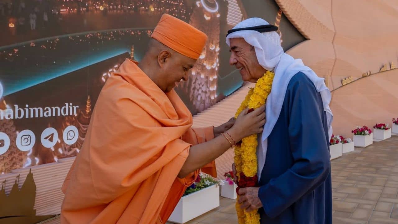 BAPS Hindu Mandir: একবিংশ শতাব্দীর নবজাগরণ..., BAPS হিন্দু মন্দির দেখে বললেন উপদেষ্টা