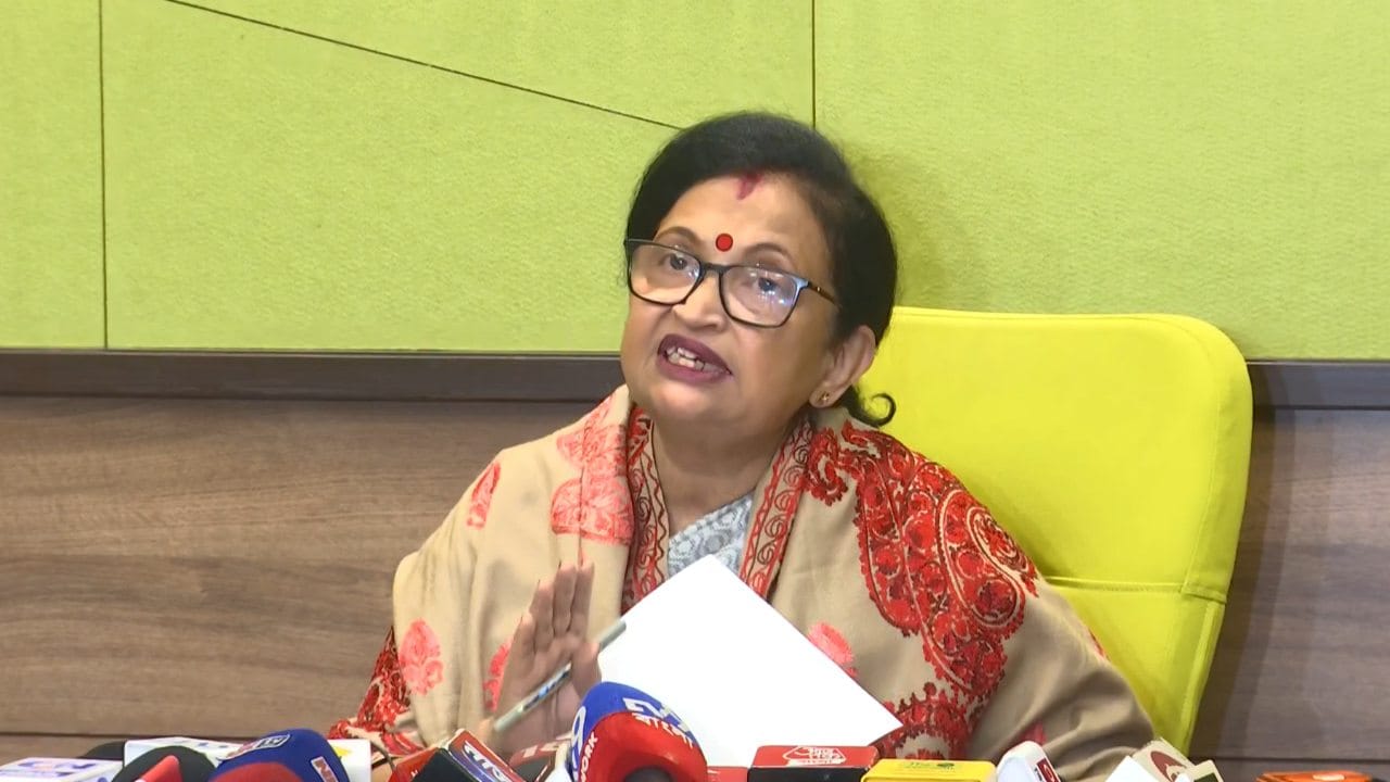 BJP Complains Against Chandrima Bhattacharya: চন্দ্রিমা ভট্টাচার্যের বিরুদ্ধে কমিশনে কী অভিযোগ বিজেপির? BJP Complains Against Chandrima Bhattacharya: চন্দ্রিমা ভট্টাচার্যের বিরুদ্ধে কমিশনে কী অভিযোগ বিজেপির?