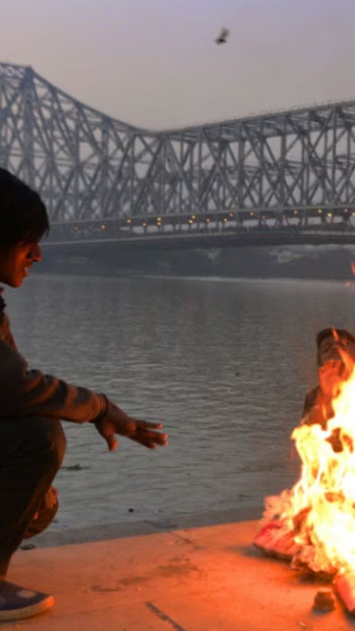 আবার জাঁকিয়ে পড়বে শীত?