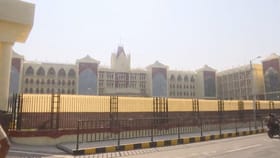 ৫০১ কোটি খরচে তৈরি ভবন, তাতেও দড়ি টানাটানি...