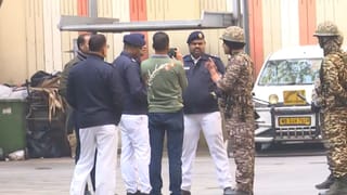 পরিচারিকাও বাদ যাচ্ছে না, প্রতীক জৈনের বাড়িতে এবার কী করছে পুলিশ?