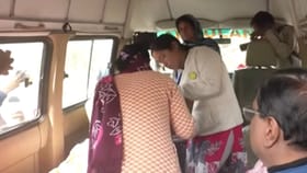 স্বামীর নামের বানান ভুল, প্যারালাইজড অবস্থায় যেতে হল শুনানিতে