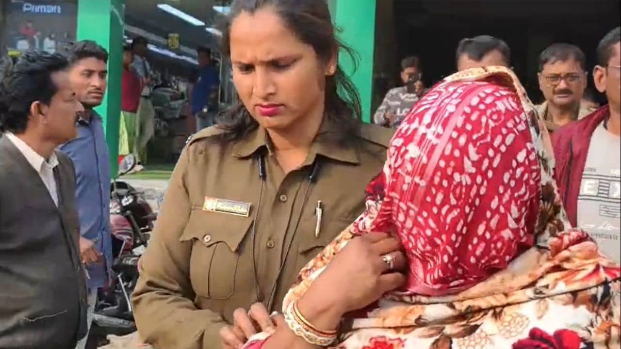 Nadia: TMC বিধায়কের ঘরের নীচে মধুচক্র..., বিস্ফোরক অভিযোগ দলের নেতার, কী বললেন আলিফা আহমেদ