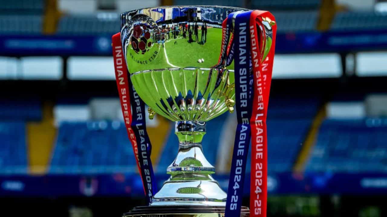 Indian Football: সংকটে ভারতীয় ফুটবল, আইএসএলের ক্লাবগুলোকে ডেডলাইন ফেডারেশনের
