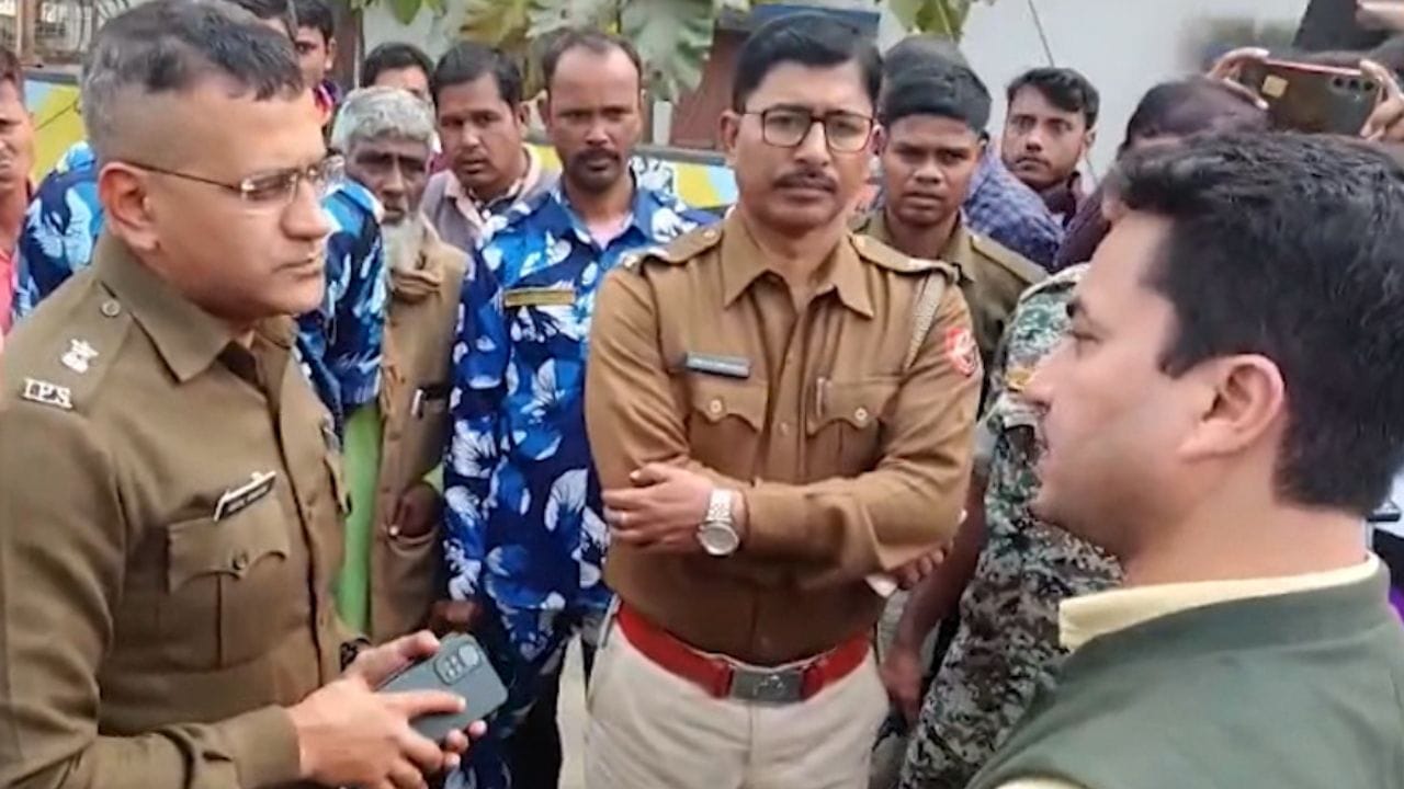 বিধায়ককেই চেনেন না বিডিও?