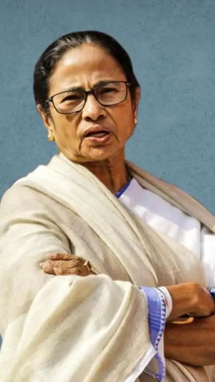 মমতার নতুন কবিতা শুনুন