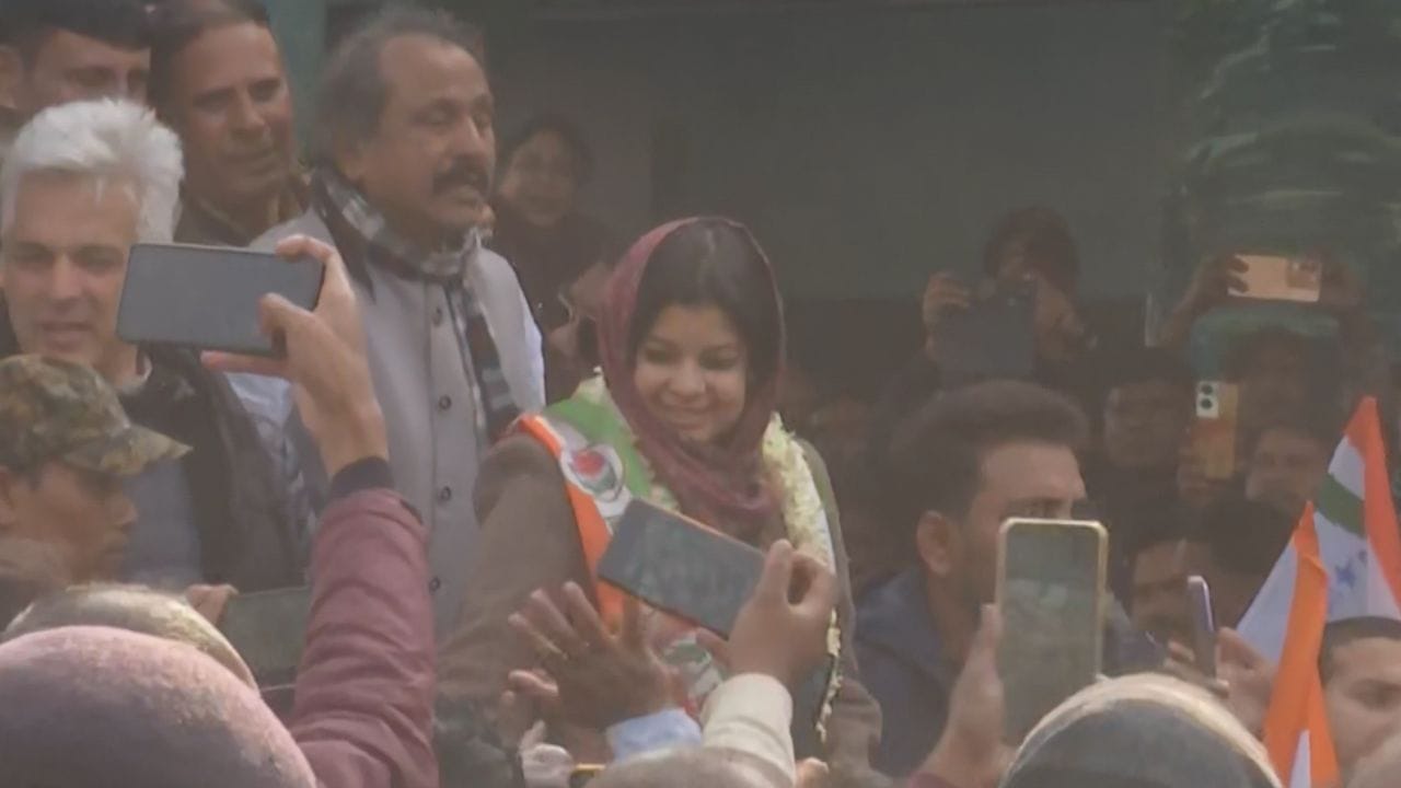 Mausam Benazir Noor (1)