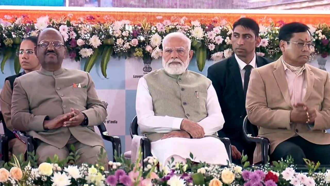 West Bengal-India News Today Highlights: বাংলা থেকে তৃণমূলের মহাজঙ্গলরাজকে বিদায় করতে আপনার ভোট প্রয়োজন, সিঙ্গুর থেকে বঙ্গবাসীকে বার্তা মোদীর