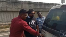 ড্রাইভারের সঙ্গে পালাতে গিয়ে গ্রেফতার বিরিয়ানি দোকানের মালিকের স্ত্রী