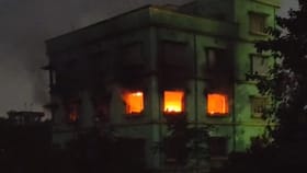 রবীন্দ্রনগরে ভয়াবহ আগুন, ঘটনাস্থলে দমকলের ২ ইঞ্জিন