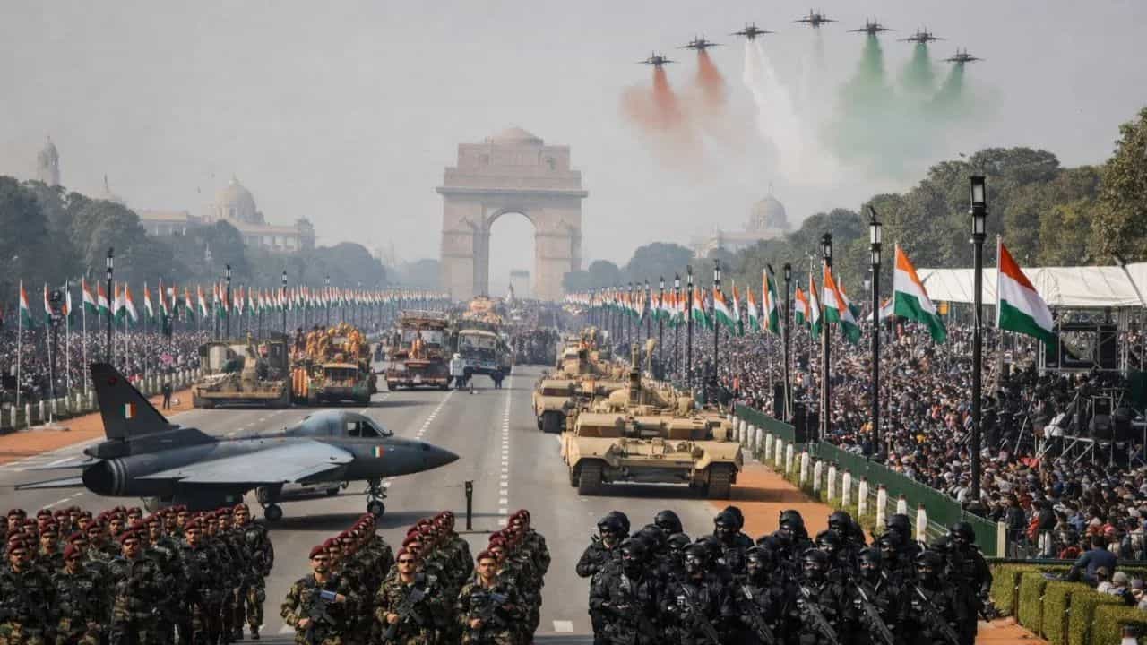 Republic Day: কর্তব্য পথে প্রজাতন্ত্র দিবসের কুচকাওয়াজ, সরাসরি দেখুন টিভি৯ বাংলায় Republic Day: কর্তব্য পথে প্রজাতন্ত্র দিবসের কুচকাওয়াজ, সরাসরি দেখুন টিভি৯ বাংলায়