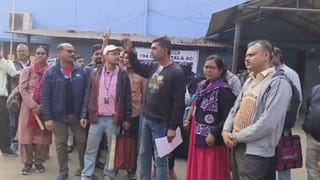 Hooghly: সাধারণ মানুষের কথা ভেবে ৭৫ জন BLO দিলেন ইস্তফা