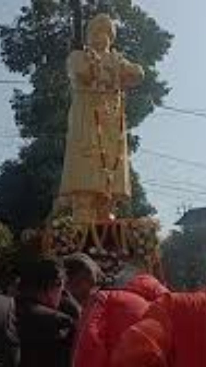 শিলিগুড়িতে বিবেকানন্দের ২০ ফুট মূর্তি উদ্বোধন