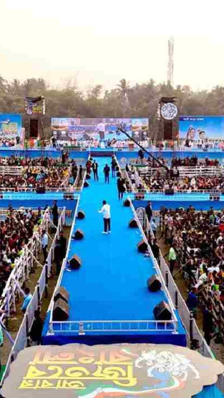 শেখ শাহজাহানের স্টাইলে বাইক বাহিনী নিয়ে অভিষেকের সভায় TMC নেতা