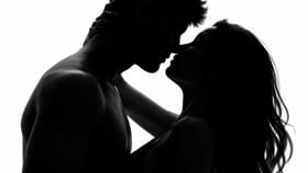 যৌনতার হাতছানিতে প্রেমিকার ঘরে! প্যান্ট খুলতে বলেছিল, তারপরই...