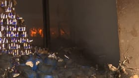 আনন্দপুরে মোমো কারখানায় আগুন, ভিতরেই আটকে রইলেন কর্মীরা