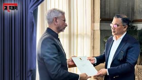 ভারতে হাসিনা, ঢাকায় তারেক, নয়া খেলা নয়াদিল্লির!