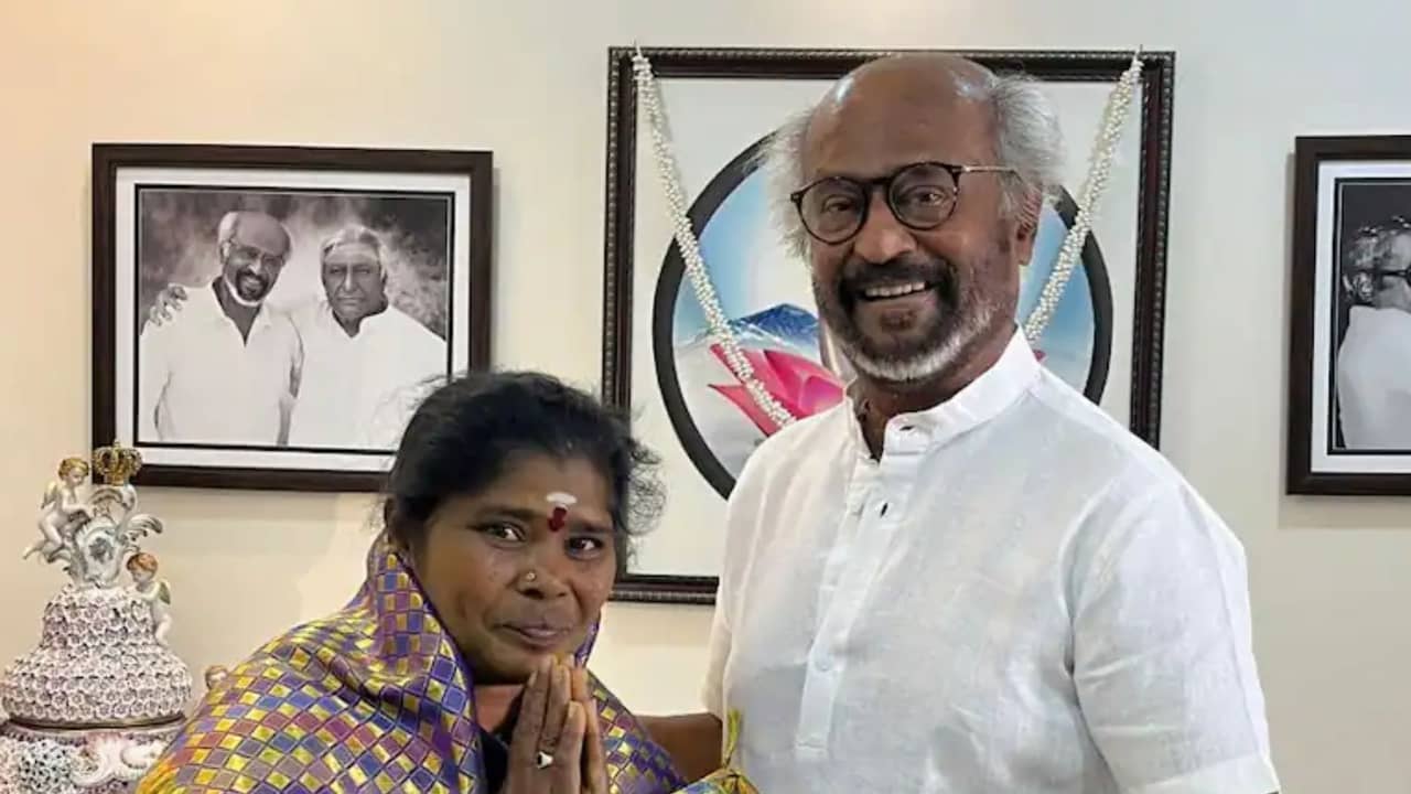 সাফাই কর্মীকে সোনার হার উপহার রজনীকান্তের, কারণটা জানলে থালাইভাইকে কুর্ণিশ জানাবেন