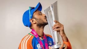 চর্চায় না থাকলেও, কেন দলের জন্য় অপরিহার্য অক্ষর প্য়াটেল?