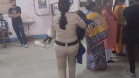 ২ জন মাধ্যমিক পরীক্ষার্থী হঠাৎ জ্ঞান হারাল, ডাক্তাররা বললেন কারণ