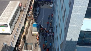 Howrah: বহুতল থেকে নিচে পড়ল লোহার ভারী রড, হাওড়ায় মৃত ২