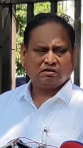 ভোটের আগে হুমায়ুন কবীরকে নিরাপত্তা শাহের মন্ত্রকের